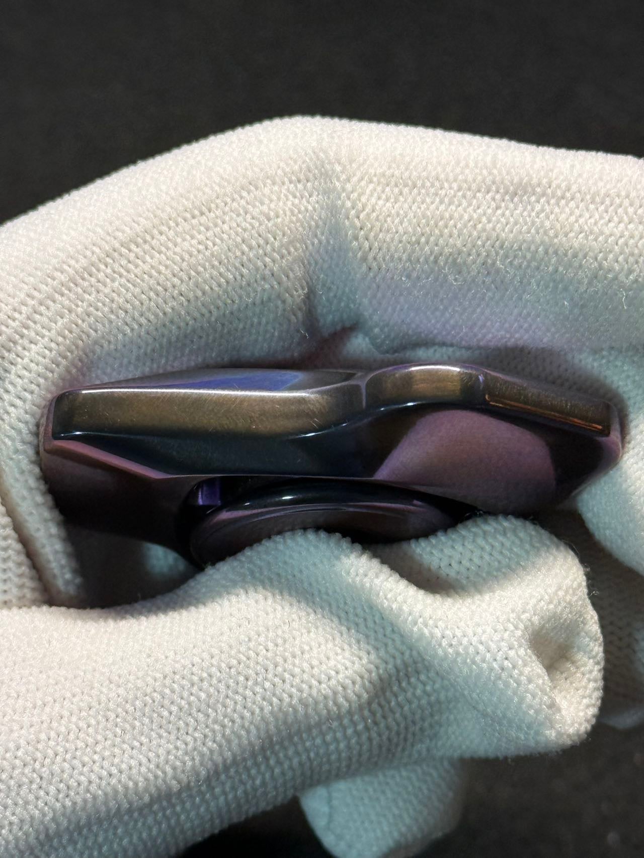 Phantom Dual Leaf Zirconium