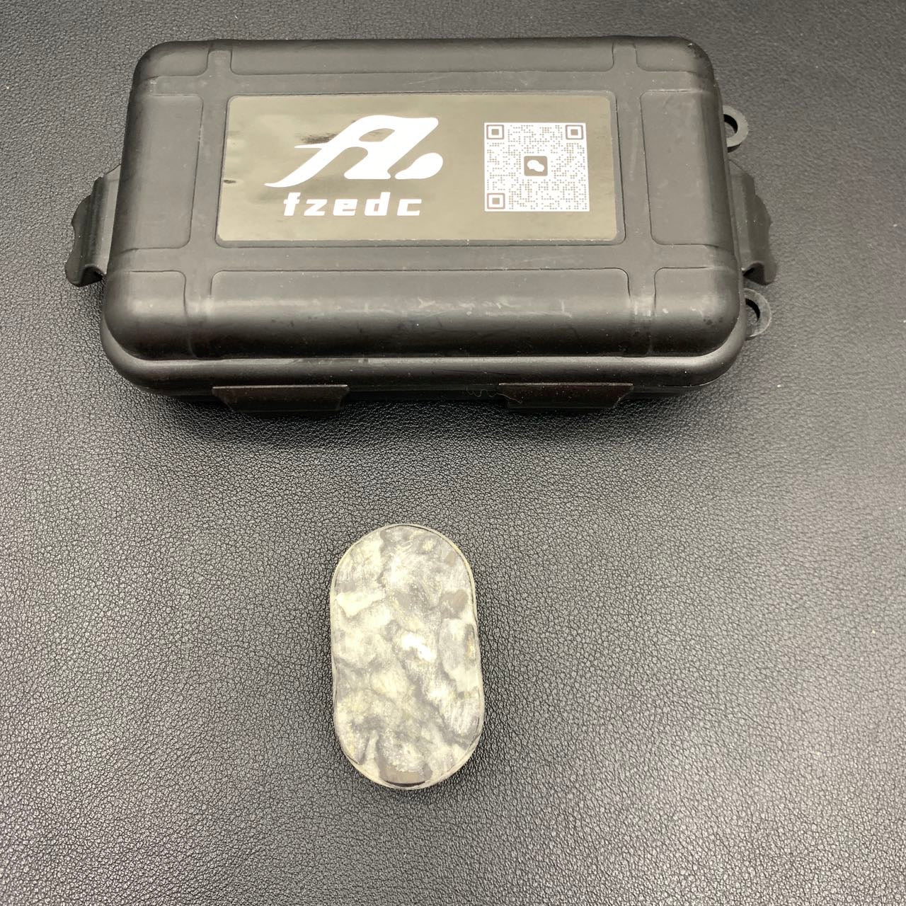 F2 Carbon Damascus