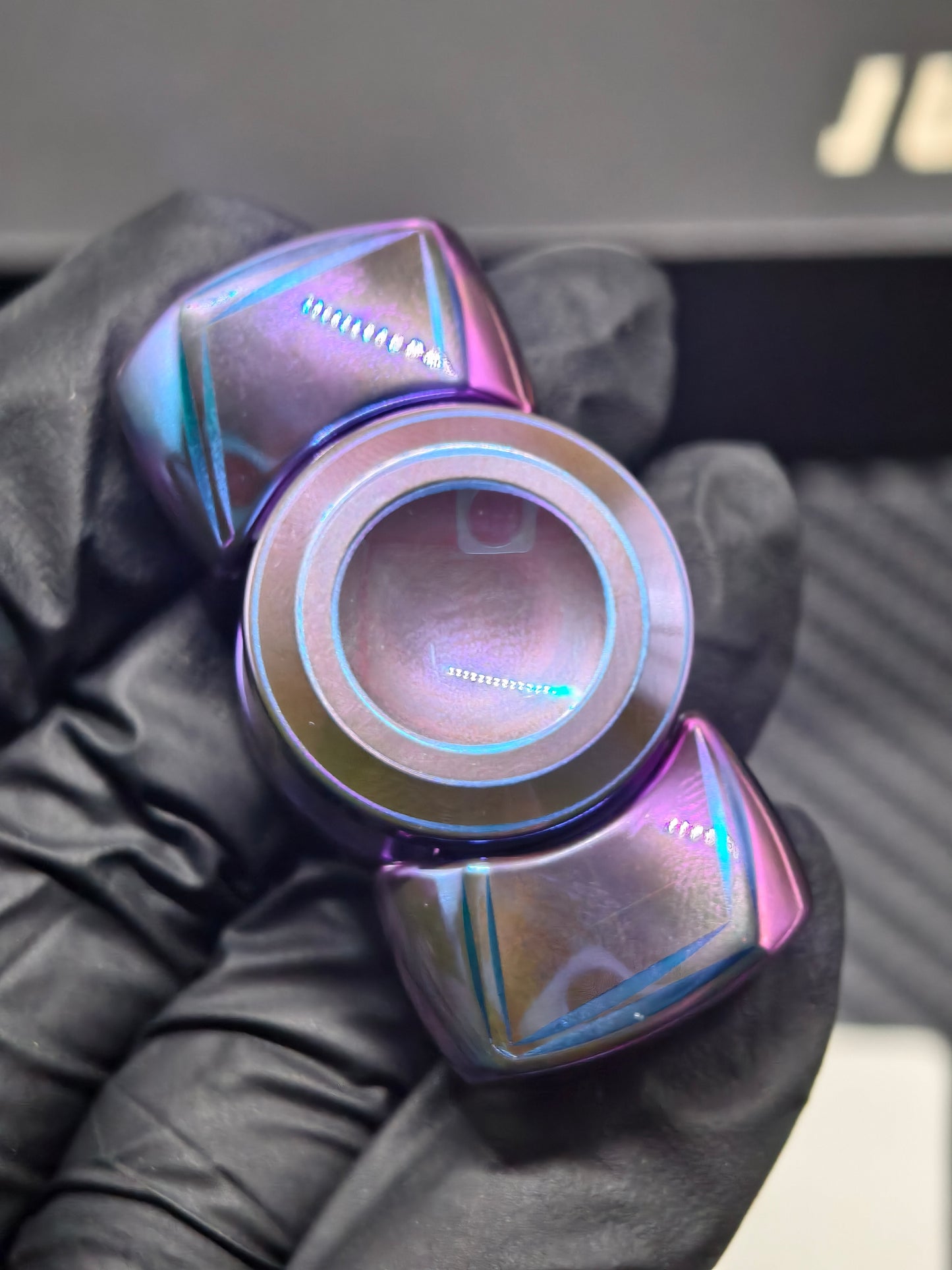 Zhen Titanium