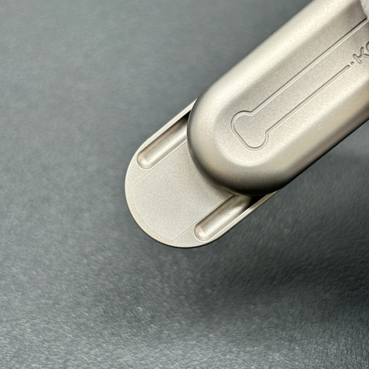 Floating Cloud Titanium Blasted