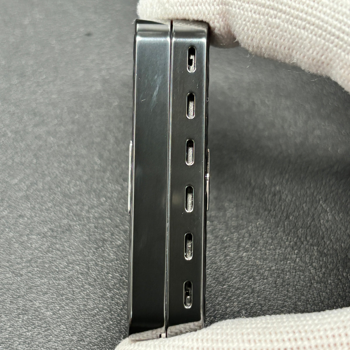 Feng Ling Zirconium Polished