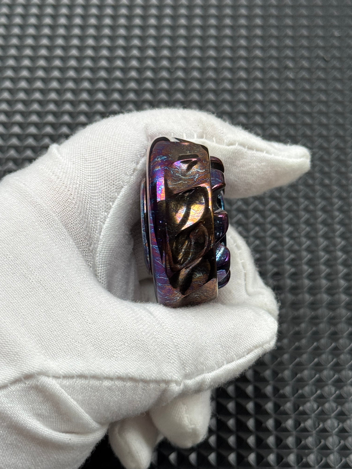 Eternal Bloom II Titanium