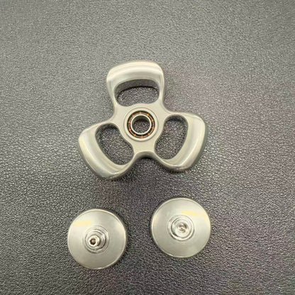 Three-Leaf Horizon Stainless Steel Stonewashed
