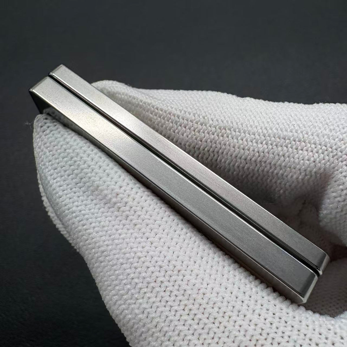 Frog Zirconium