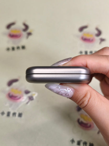 Floating Cloud Titanium Limited Edition