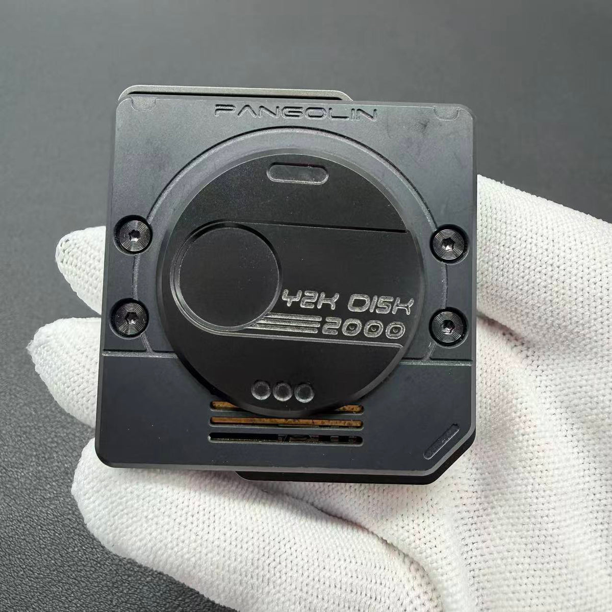 Millennium Y2K Disk Titanium Limited 150