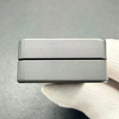 Mute Zirconium