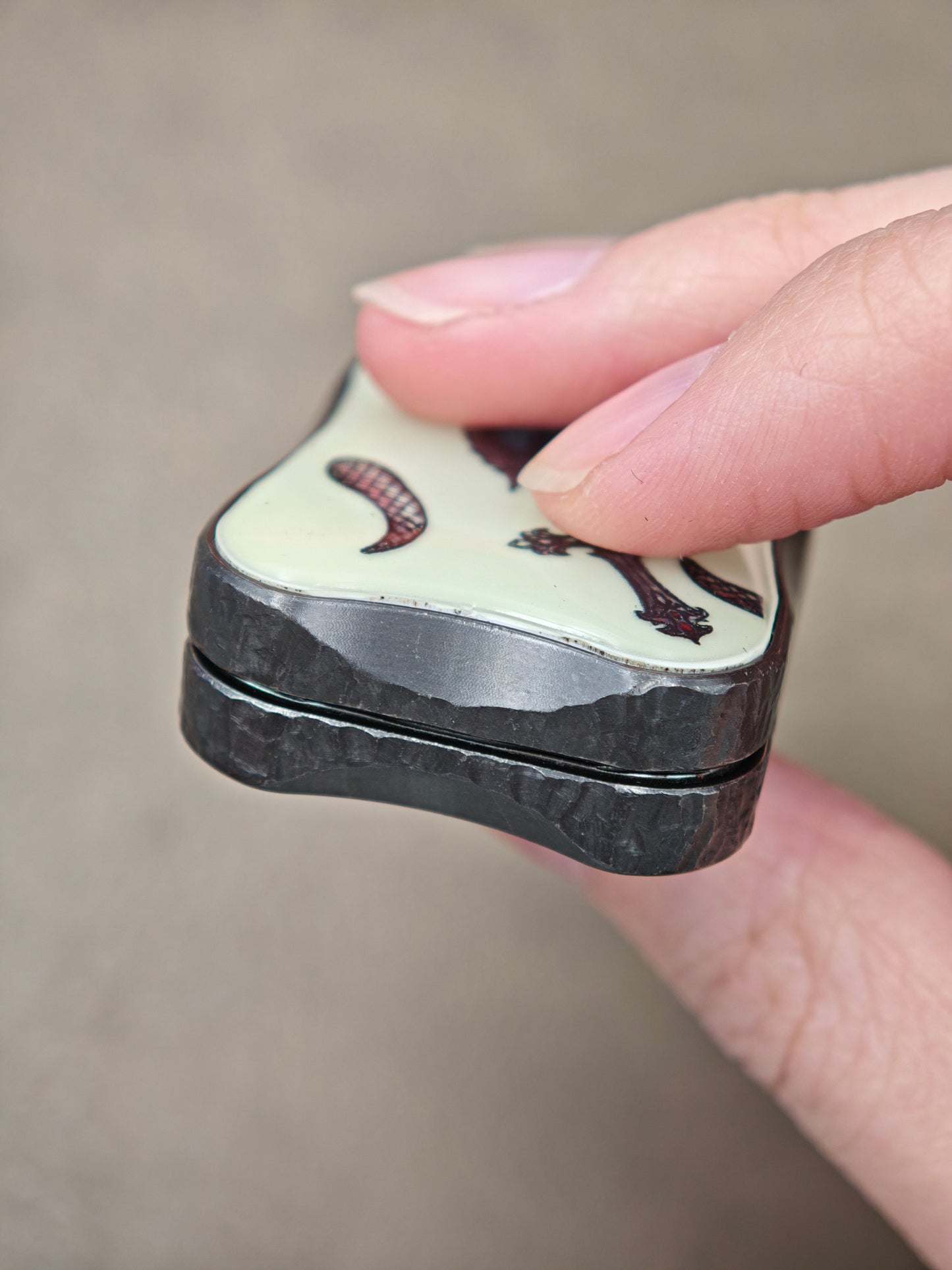 Aura Sand Zirconium