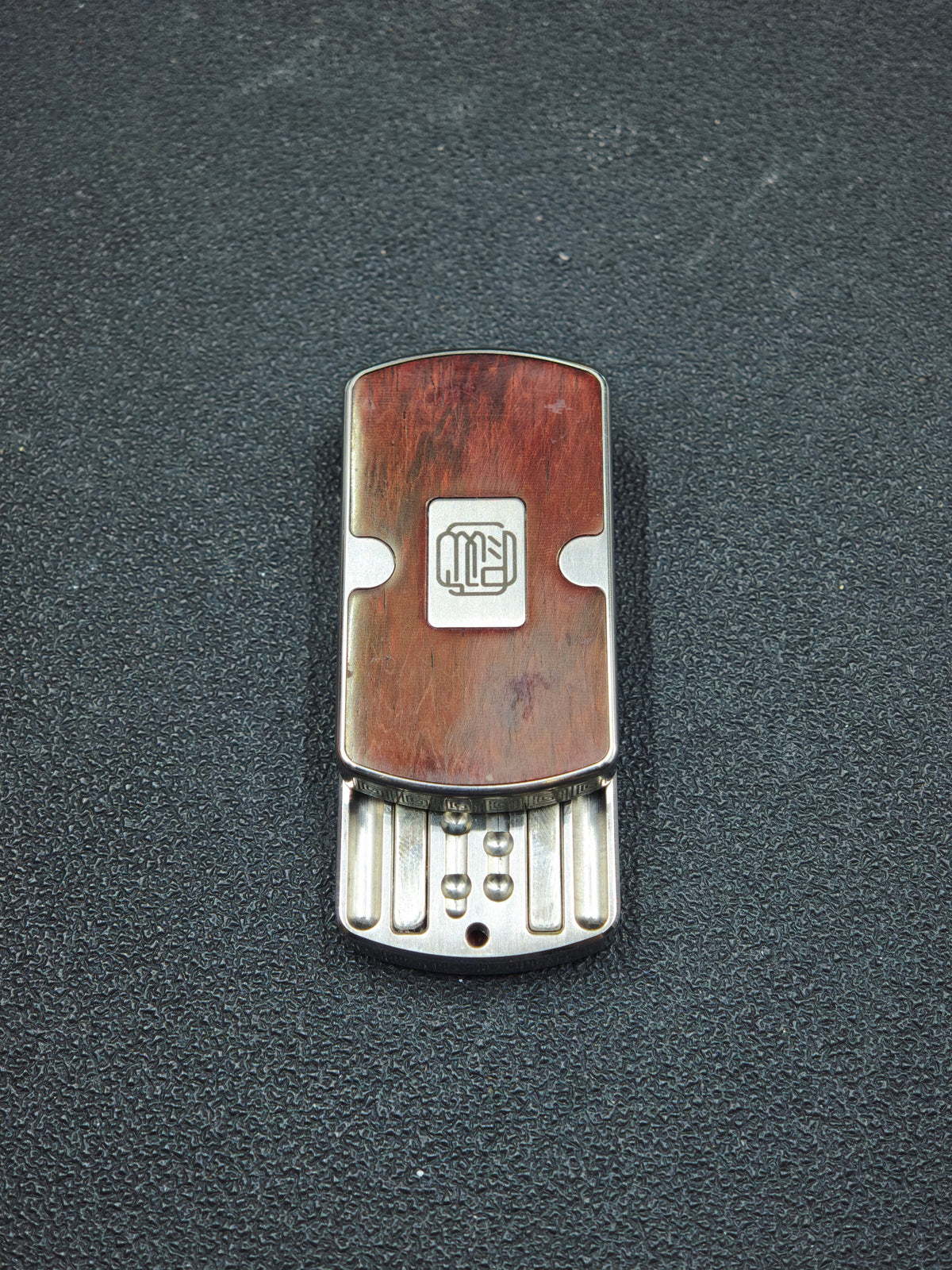 Root Three Titanium