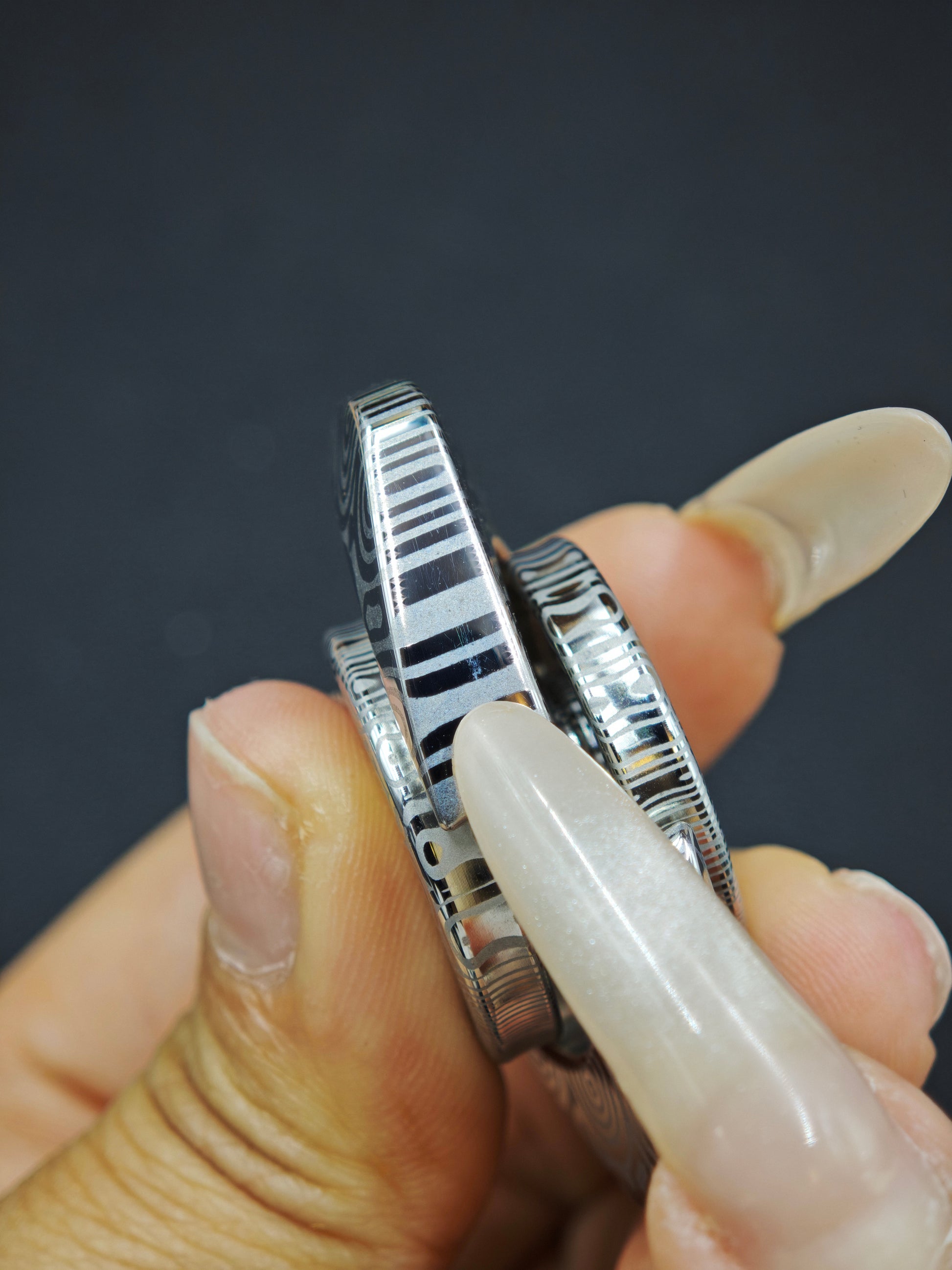 Special Material Cloud Pivot Stainless Steel