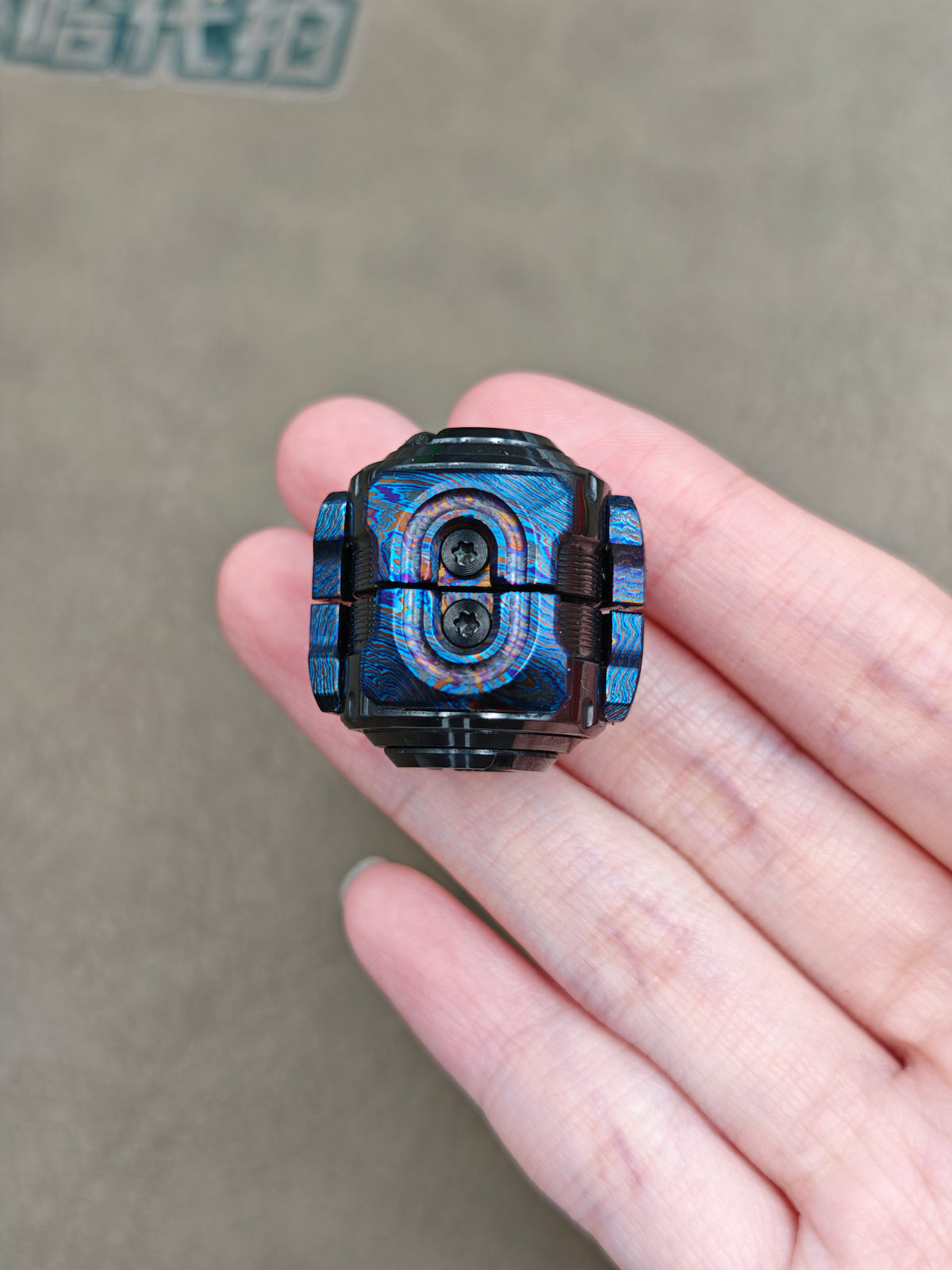 SHAKE Zircuti