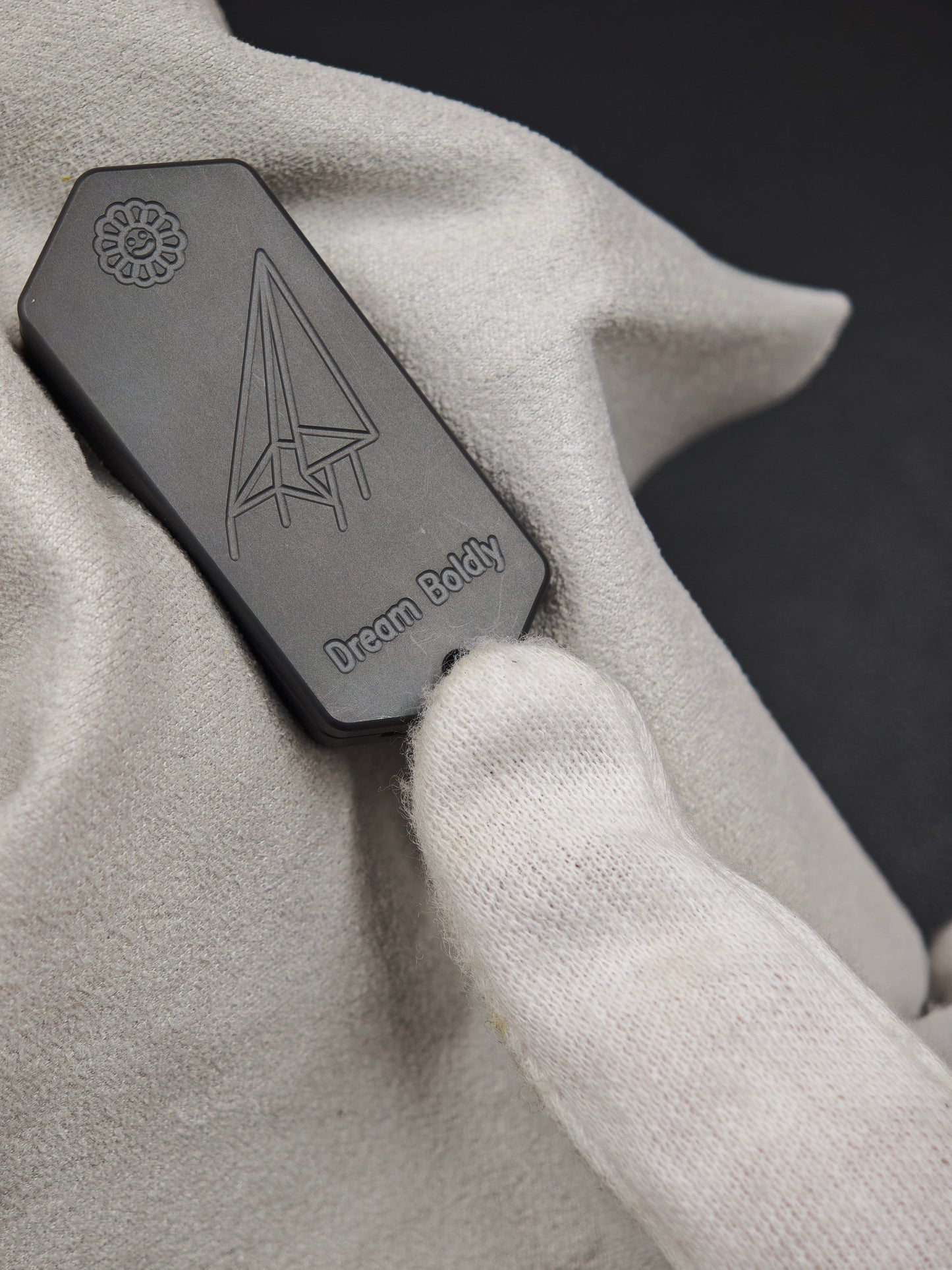 Plane Zirconium