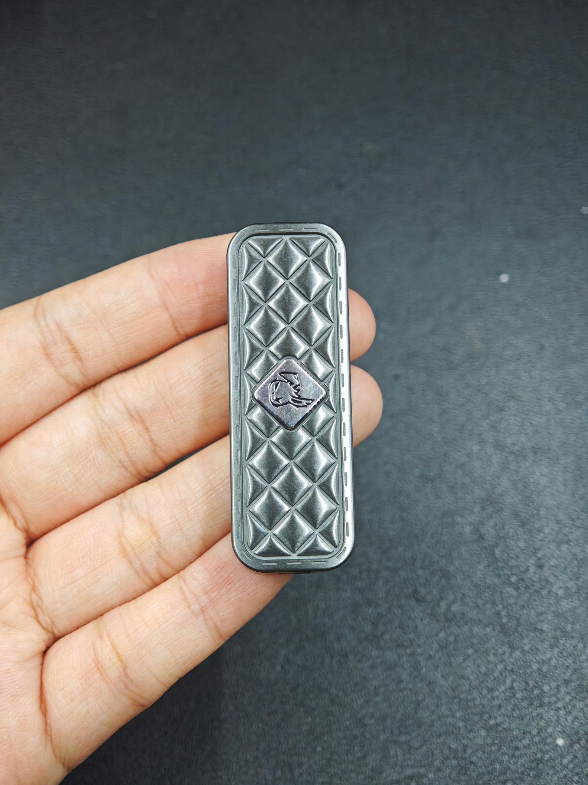 Feng Ling Zirconium Color-Anodized Polished
