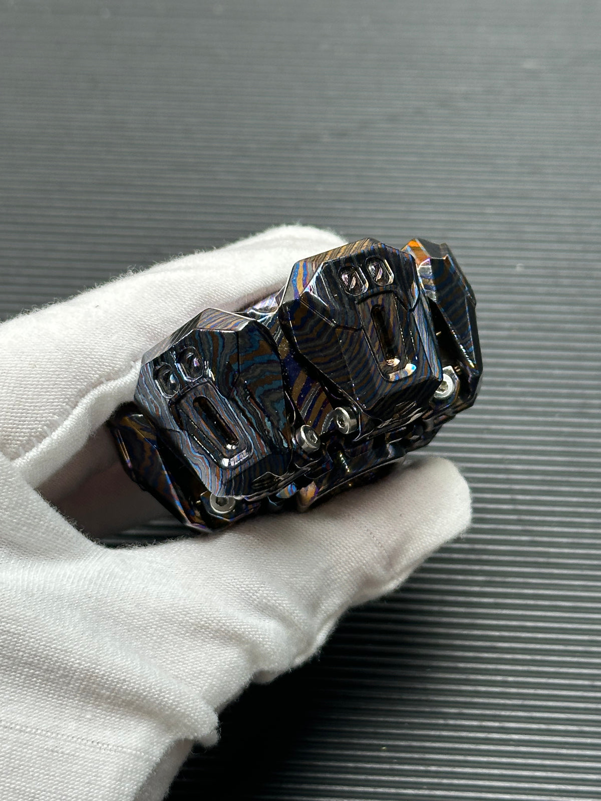 Ancient Iron Shell Opening Zircuti Polished