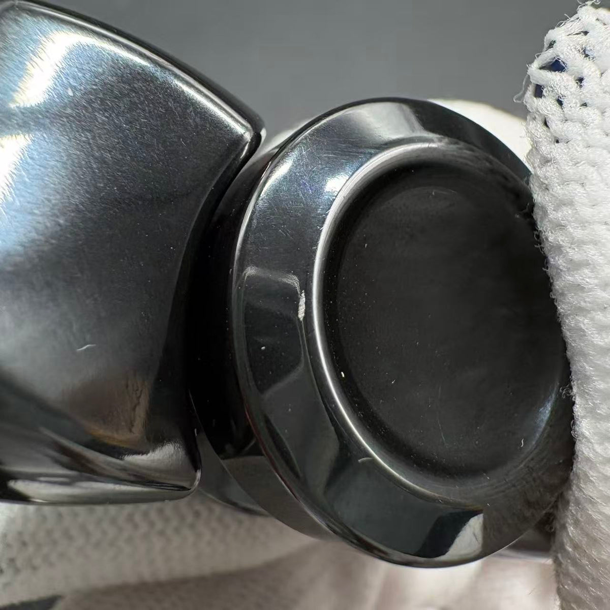 Zhen Zirconium Polished