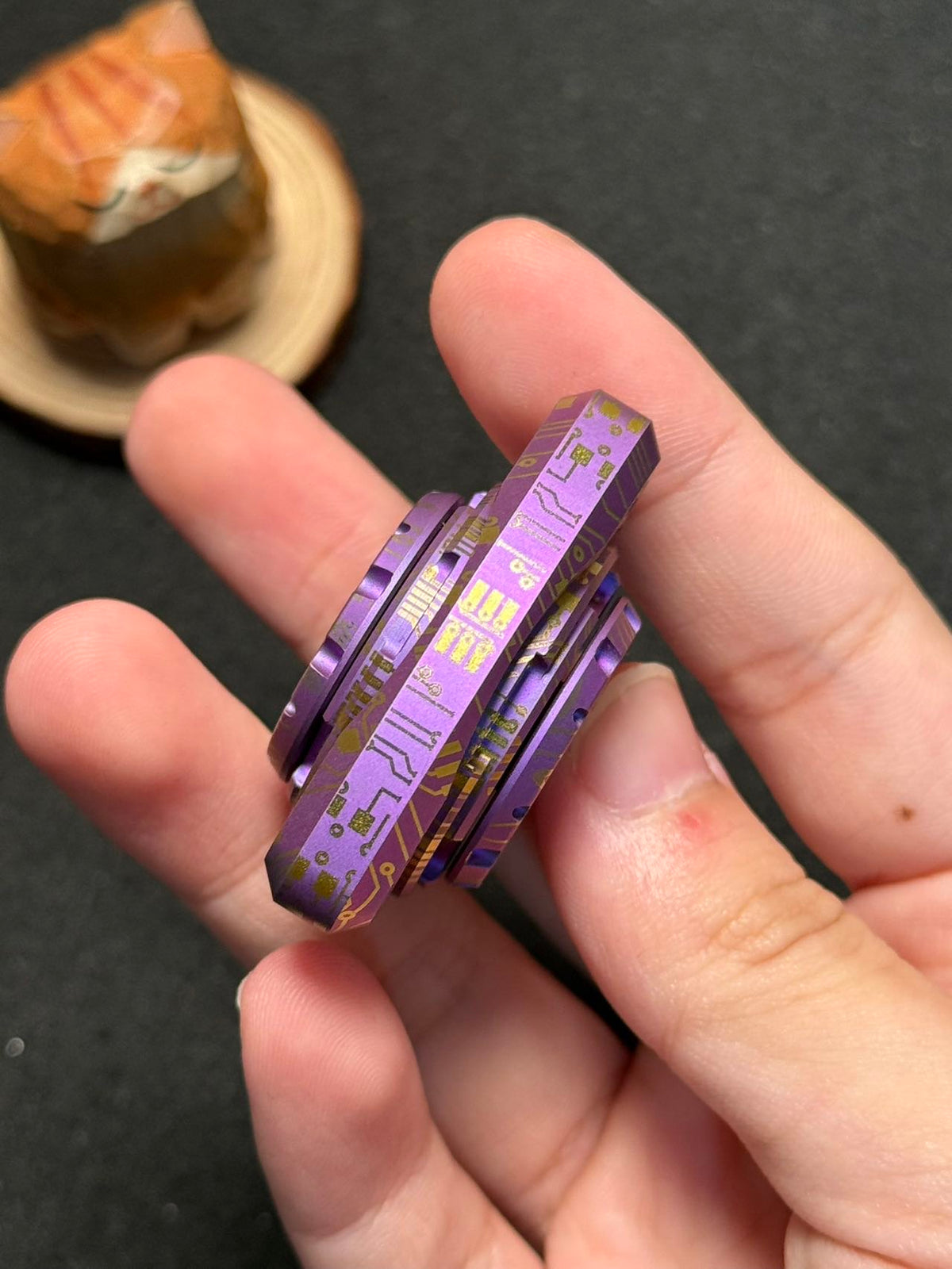 ROAR Titanium