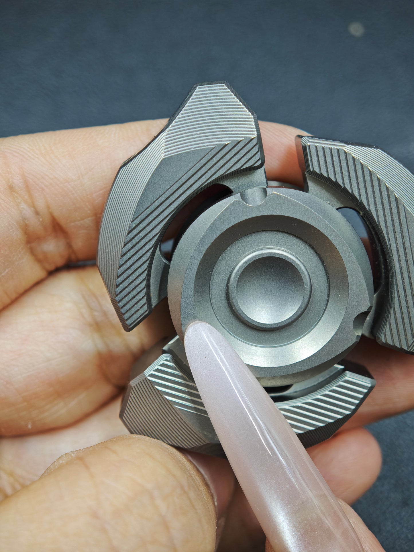 Spin Motion Titanium