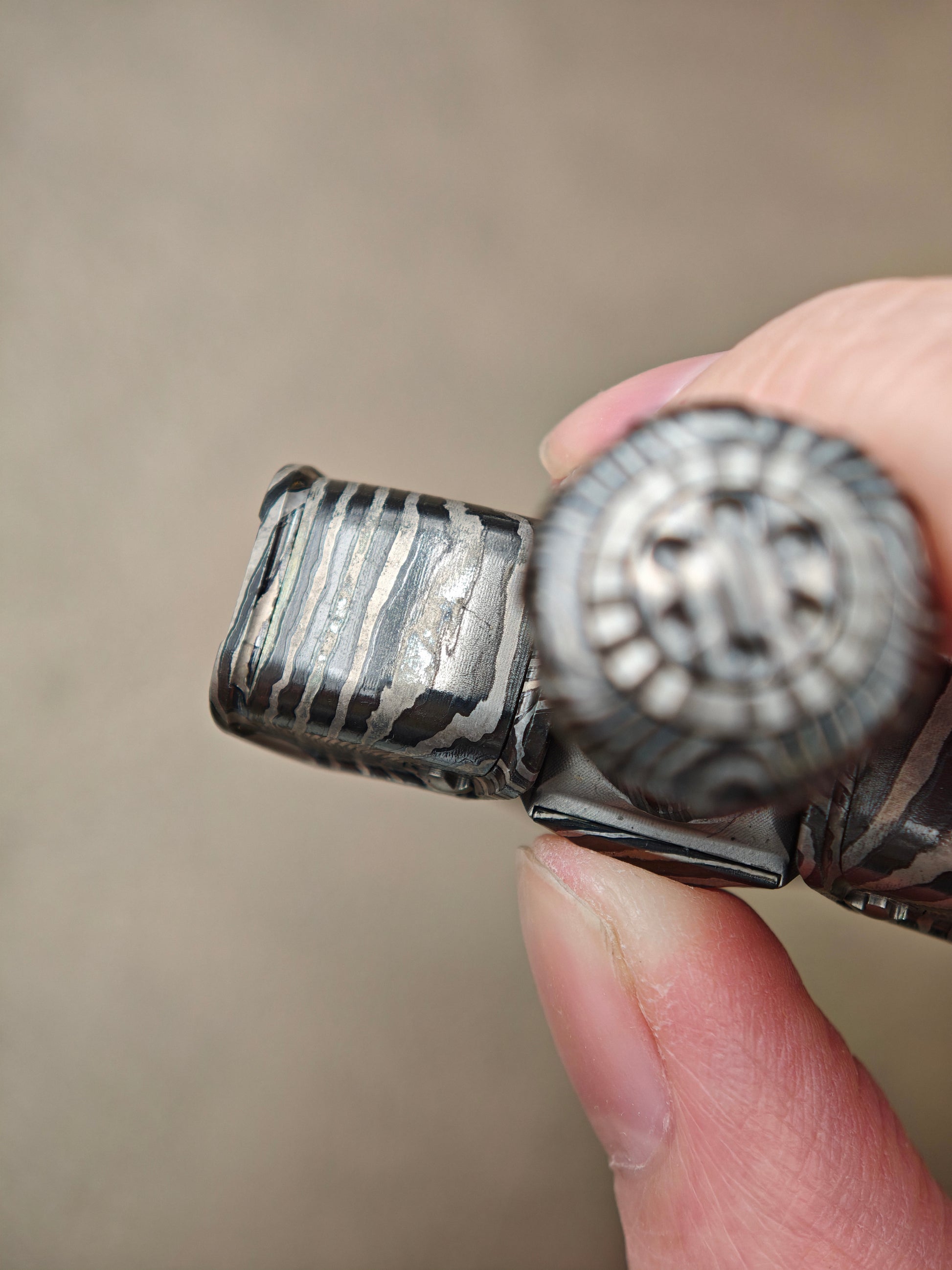 Ghost Lantern Lake Sword Zircuti