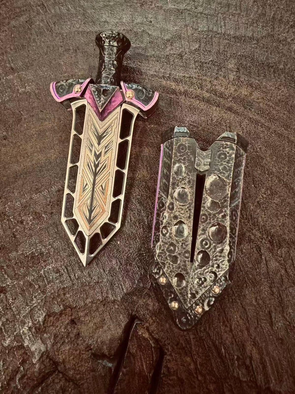 Aroundight Tungsten-Copper Engraved
