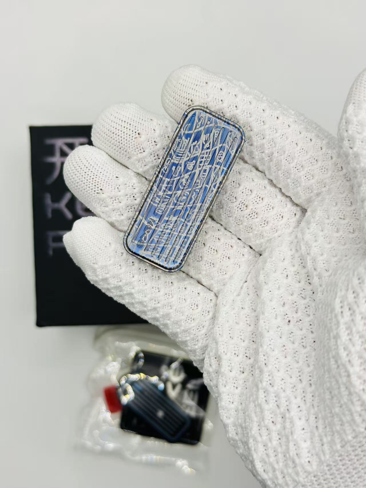 Fuguang Titanium Engraved