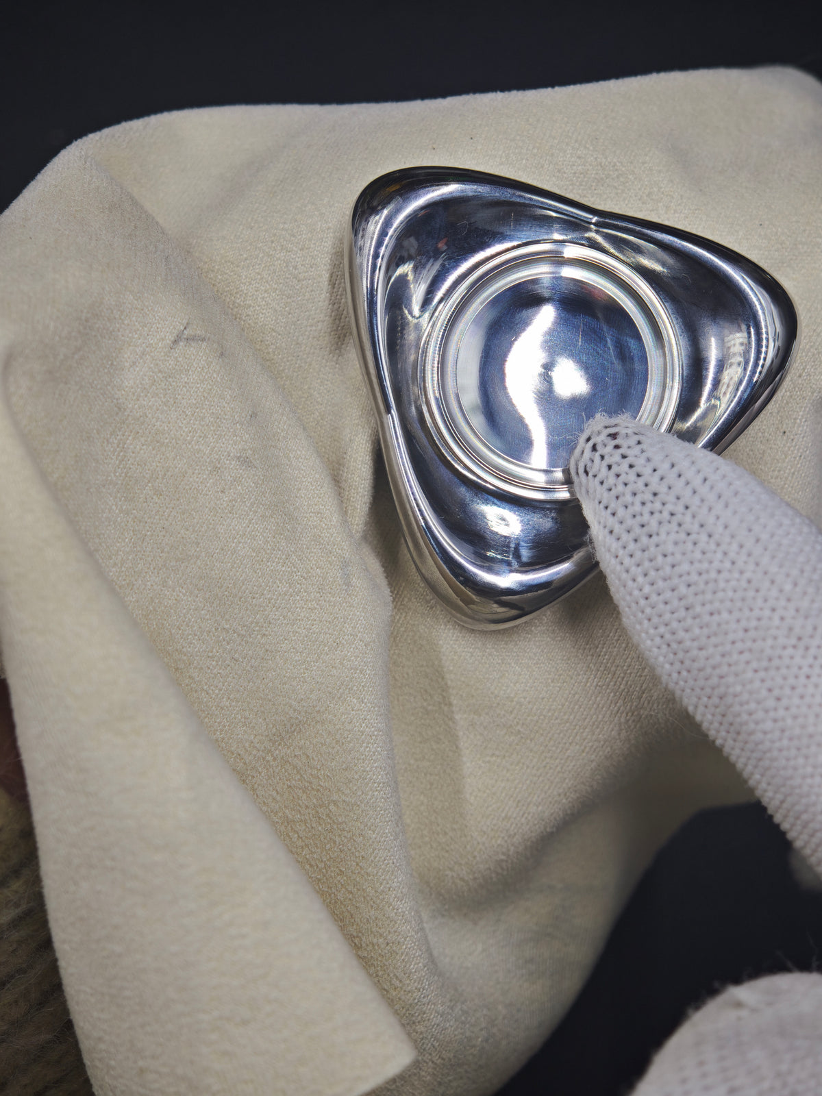Crossing Stainless Steel Polished