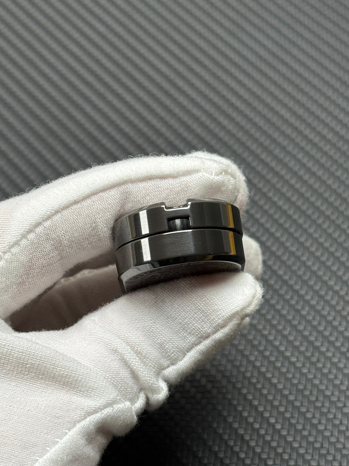 F2.8 Zirconium