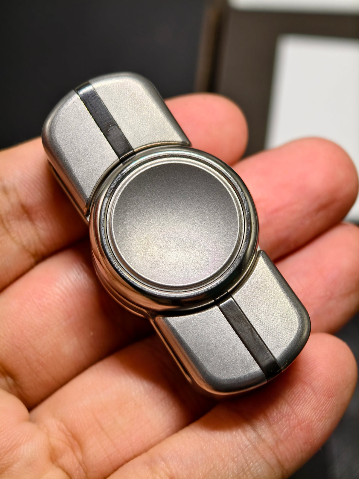 Floating Shadow Max Stainless Steel