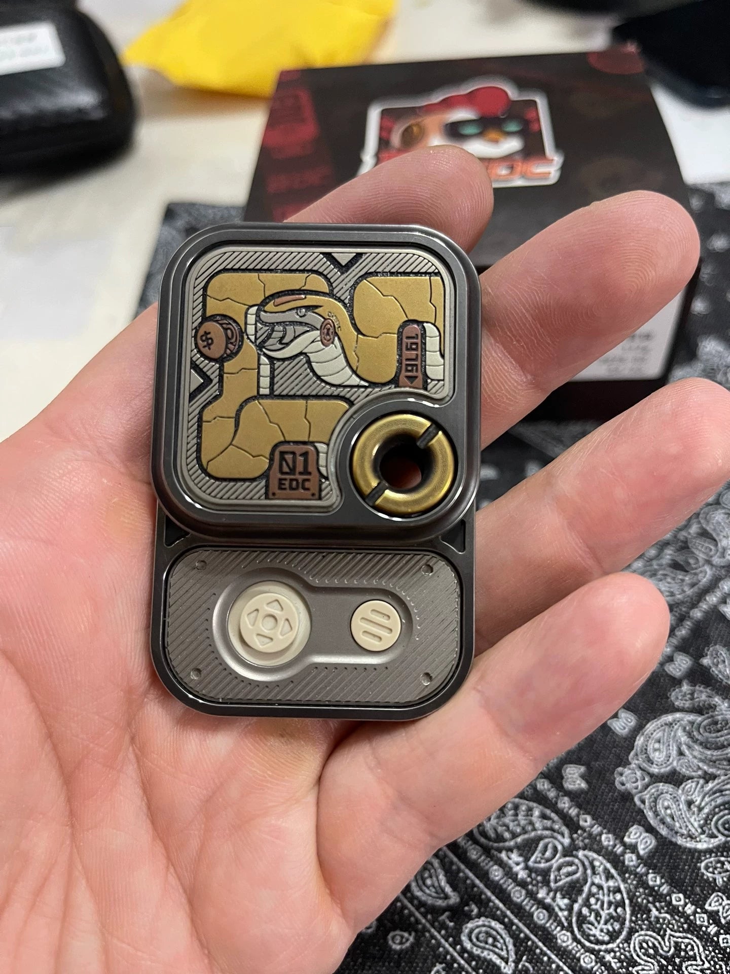 MAZE BLOCK Stainless Steel