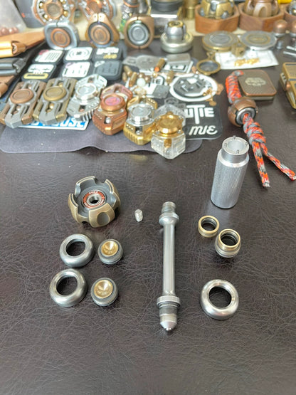 Noiz Brass + Stainless Steel