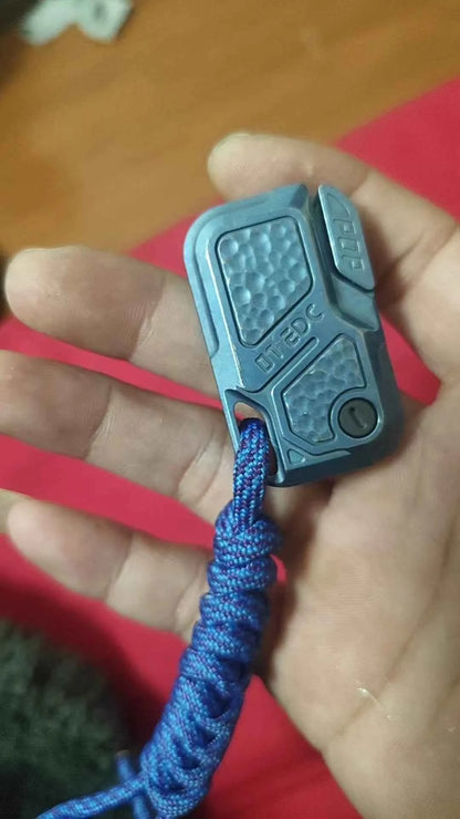 POP Throwing Card Titanium