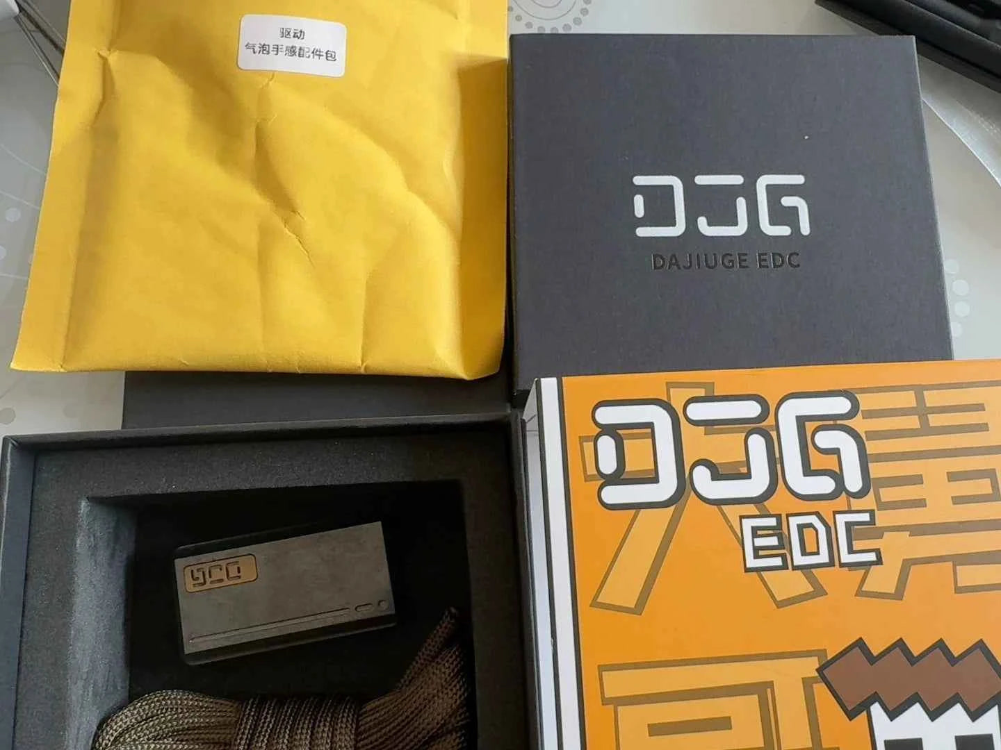 DRIVE Slider Zirconium