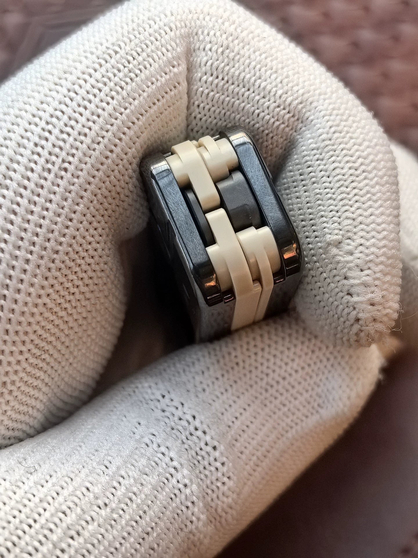 Snake Ejector Zirconium