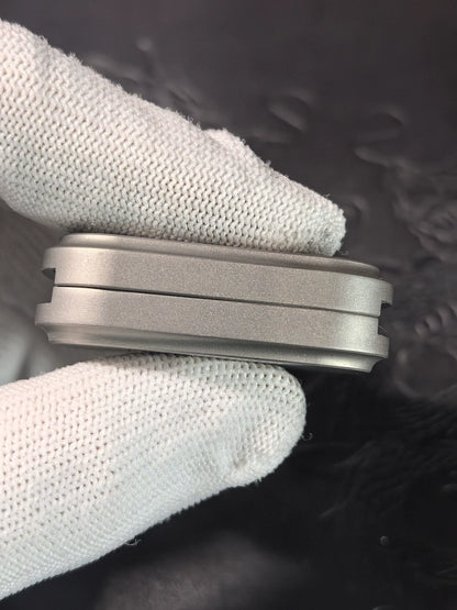 01EDC Slider No.11 Shell Titanium