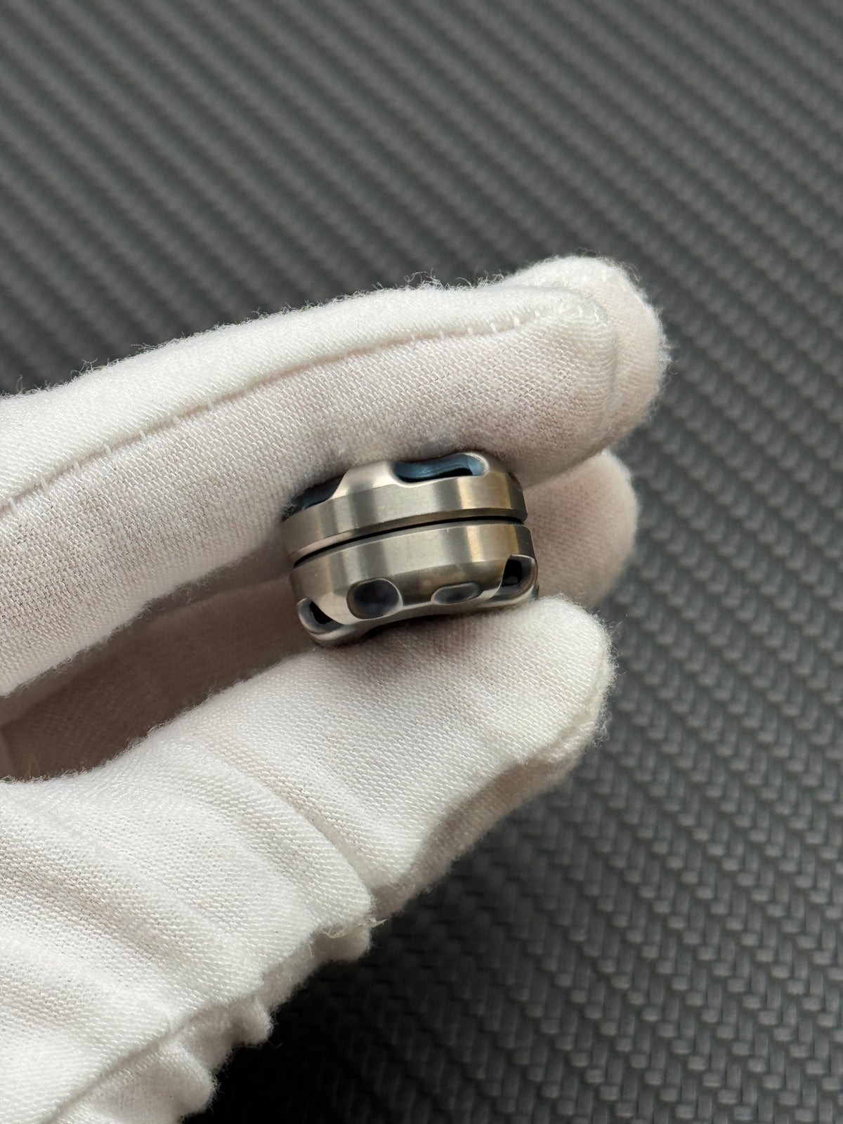 Top B Titanium