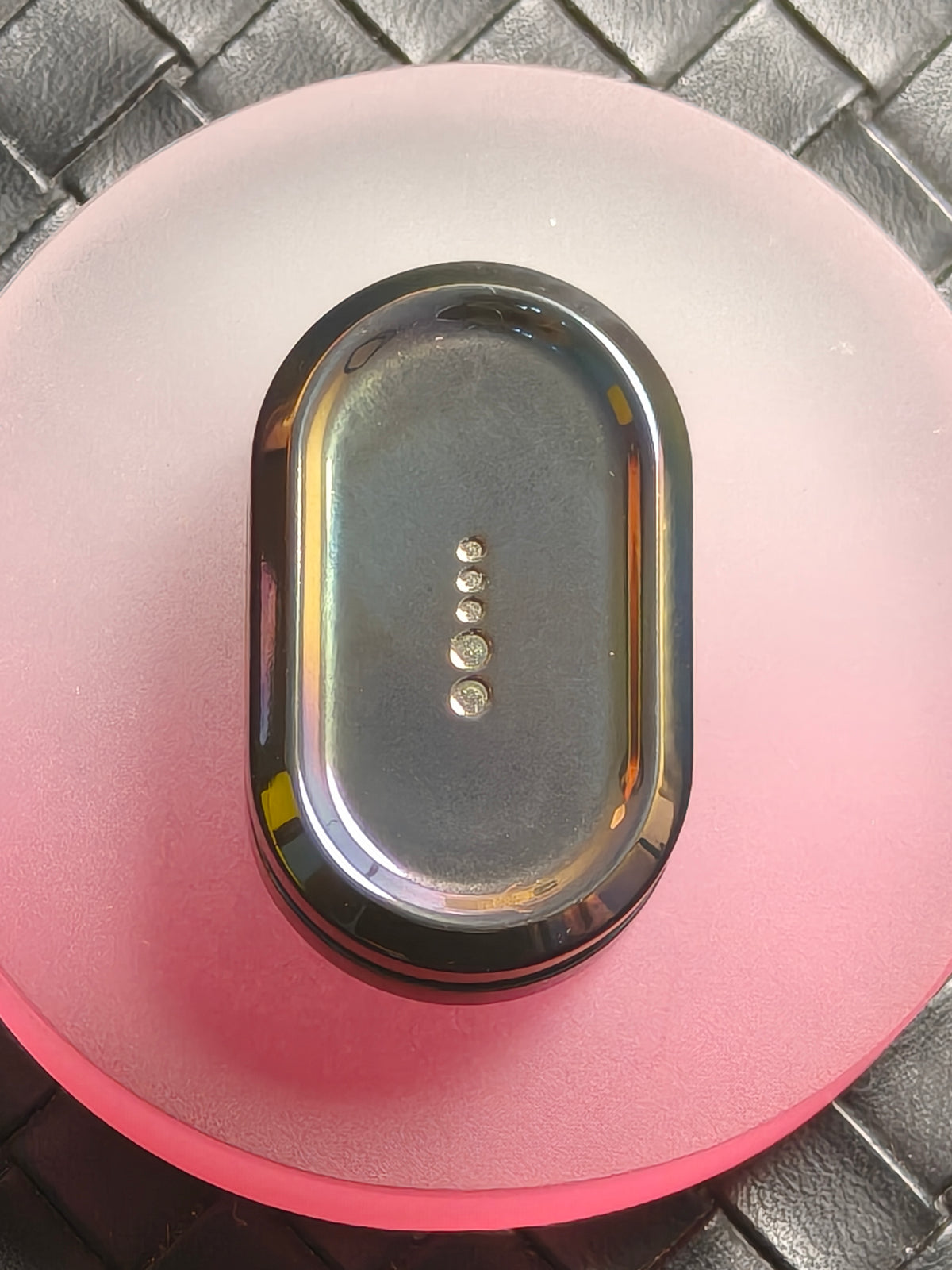 Nado Zirconium Oil Slick