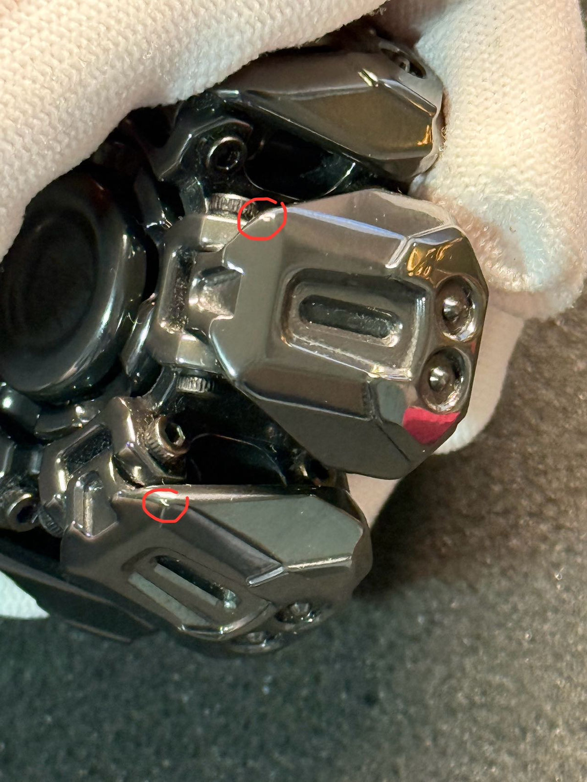 Ancient Iron Shell Opening Zirconium Polished