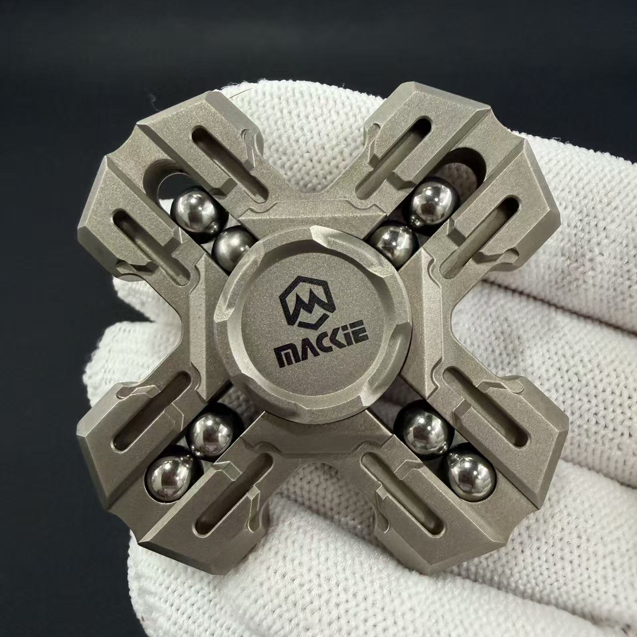 Little Paladin Titanium