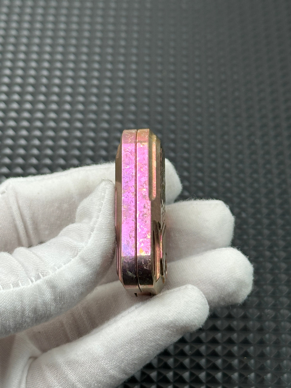 POP Crystallized Titanium