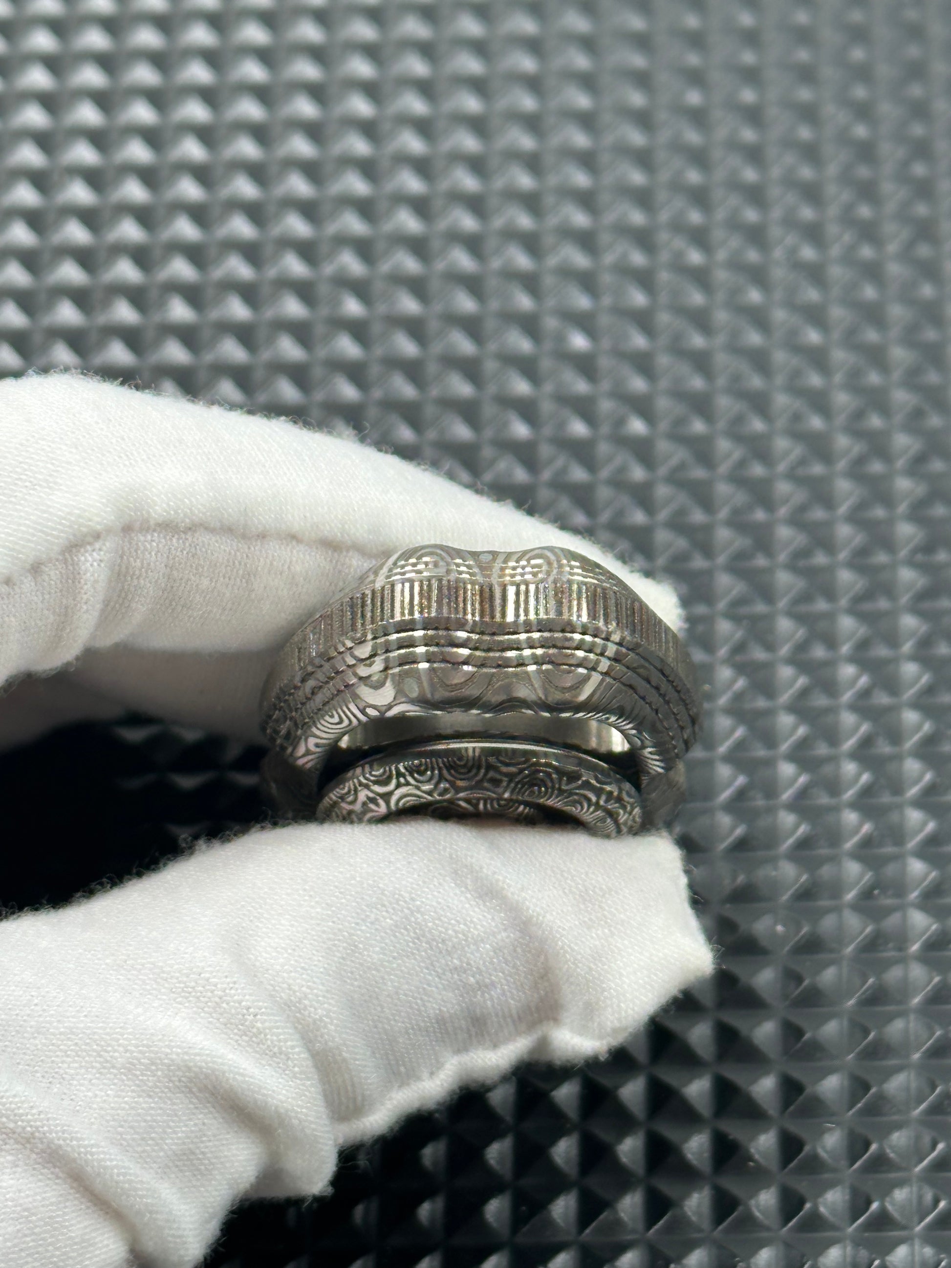 Obsidian Crystalized Stainless Steel
