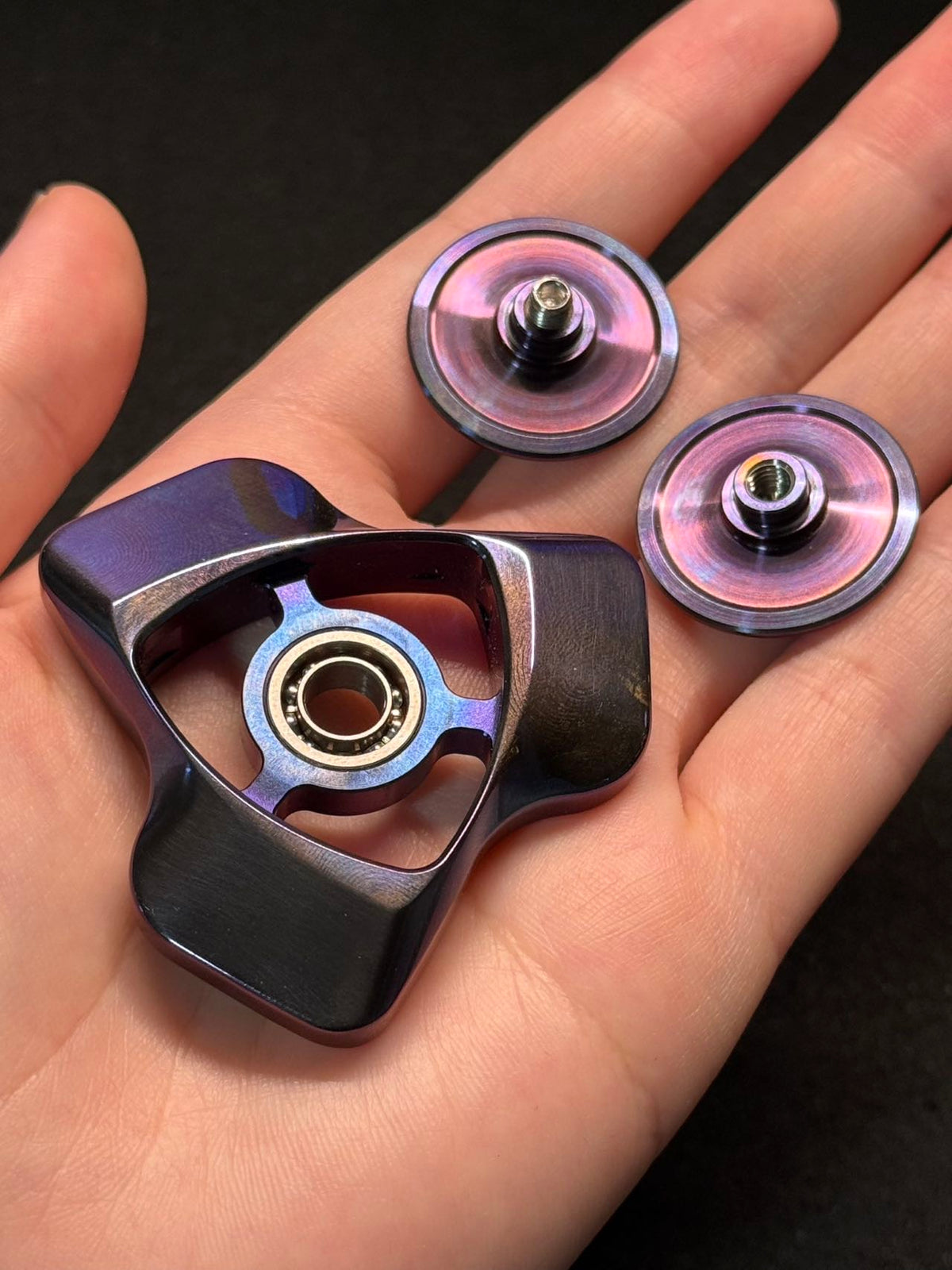 Phantom Dual Leaf Zirconium