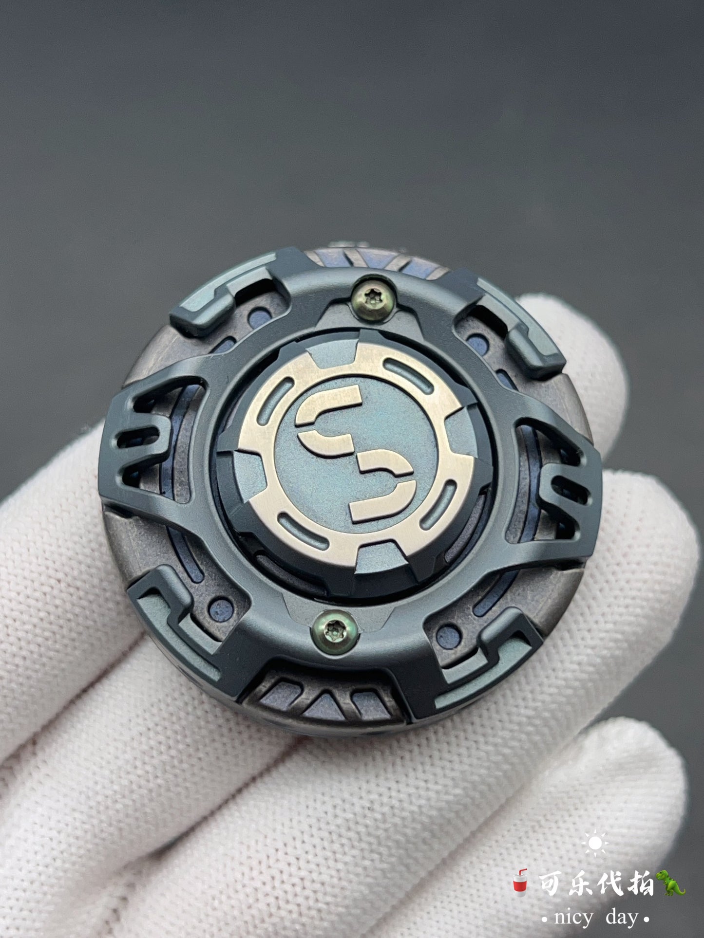 Thousance Falcon Titanium