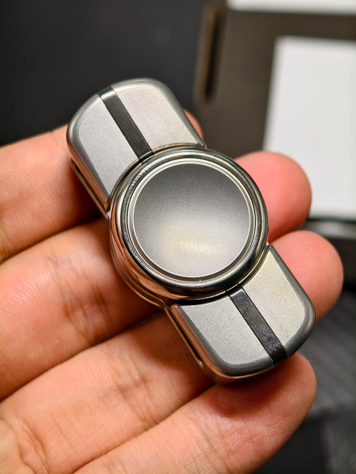 Floating Shadow Max Stainless Steel