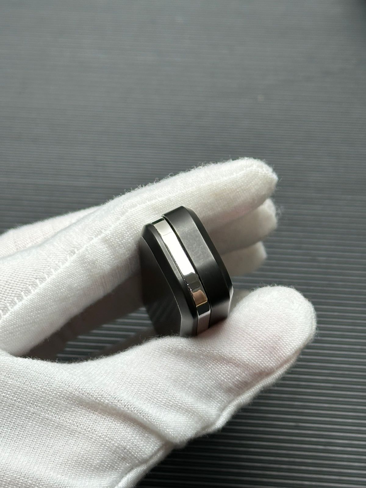 Eraser Titanium