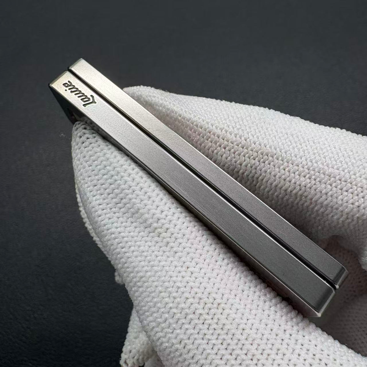 Frog Zirconium