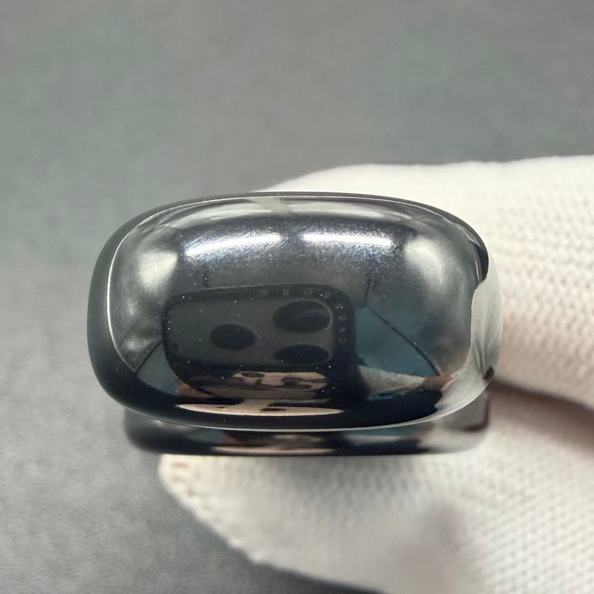 Splendor Zirconium Color-Anodized Polished