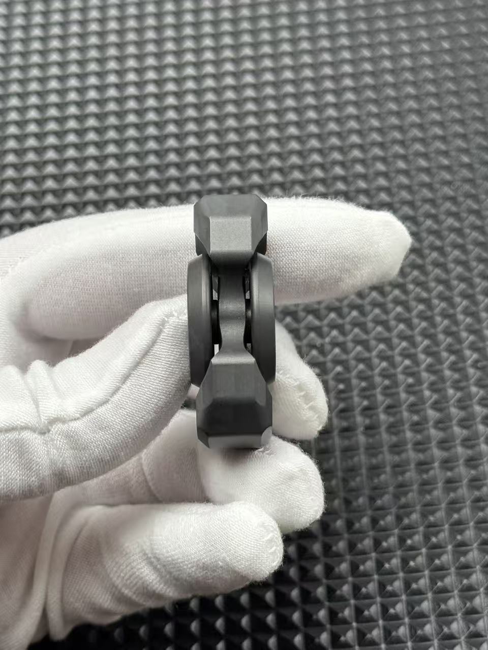 Whisper Duo Zirconium Blasted