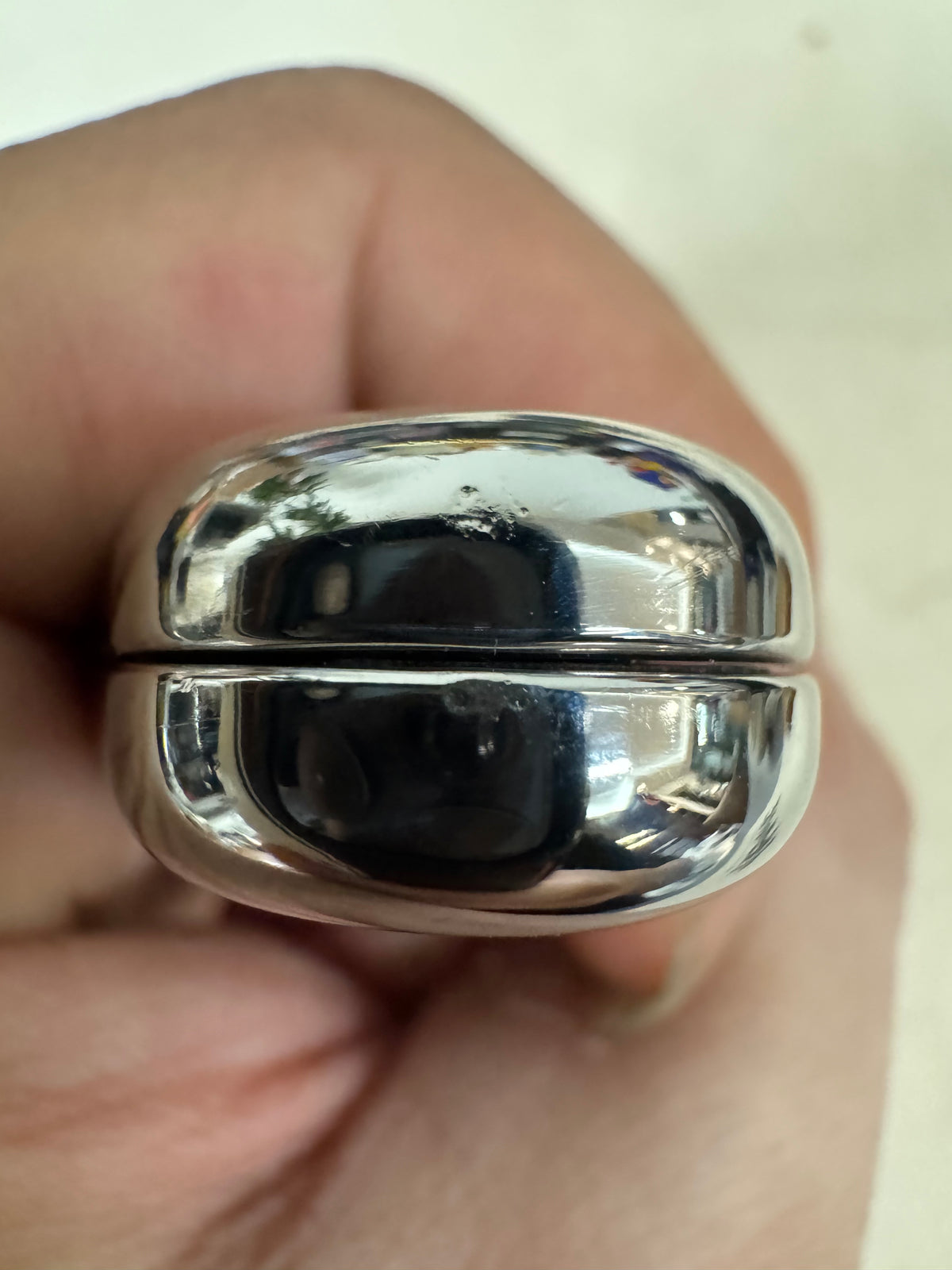 Floating Cloud Titanium Polished
