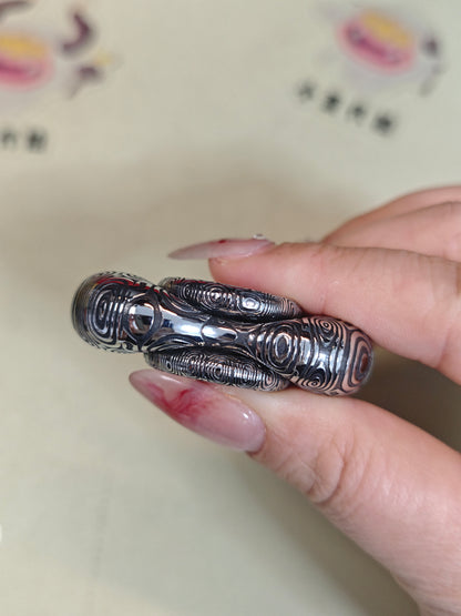 Two-Leaf Cell Damasteel