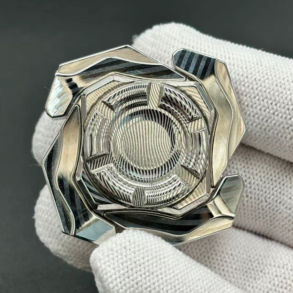 Haze Shell Opening Damasteel