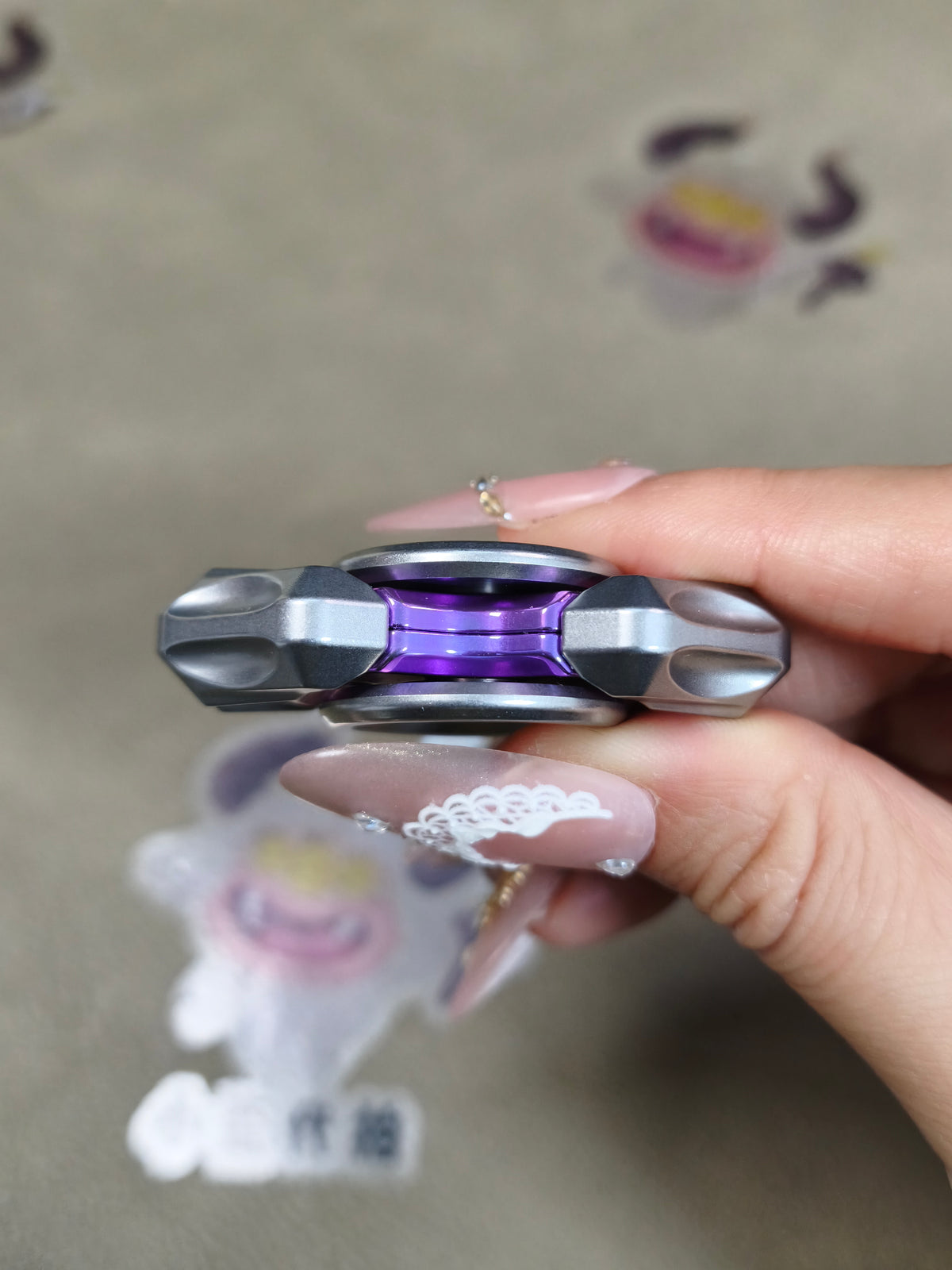 Spin Titanium Anodized